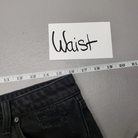 Wild fable high rise Bermuda black denim distressed jean shorts women's size 12 - Picture 10 of 13